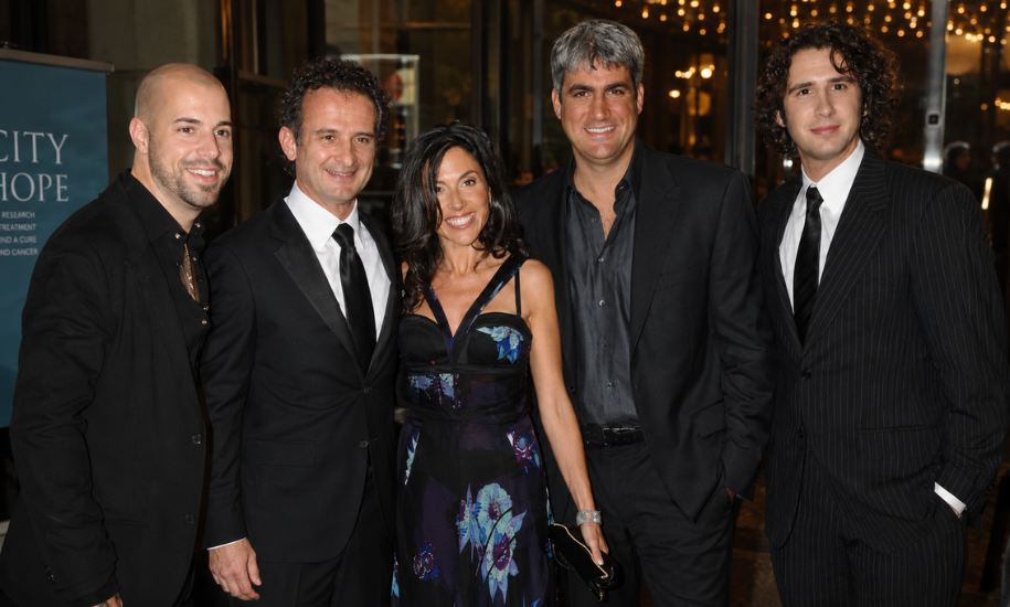 Is Taylor Hicks Married